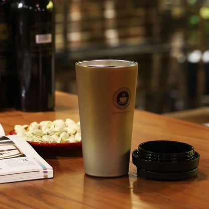 Tasse a café de voyage